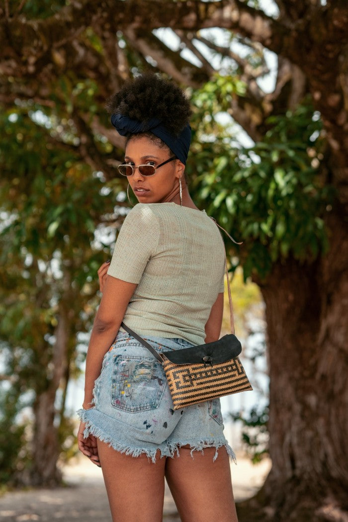 MAKOKI — Handgeweven tas